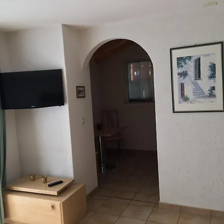 Les Clochettes Apartment